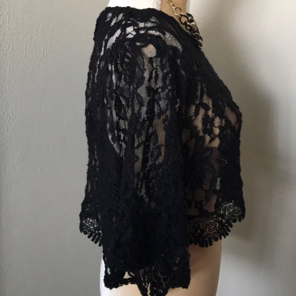 MINT LACE BLACK CROP TOP WITH LACE - Picture 3 of 5